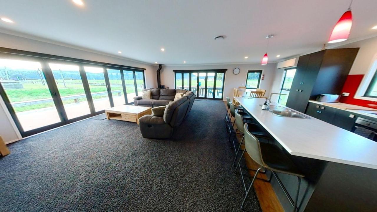 Full Holiday Home To Yourself, Up To 21 Guests Atiamuri Exterior photo